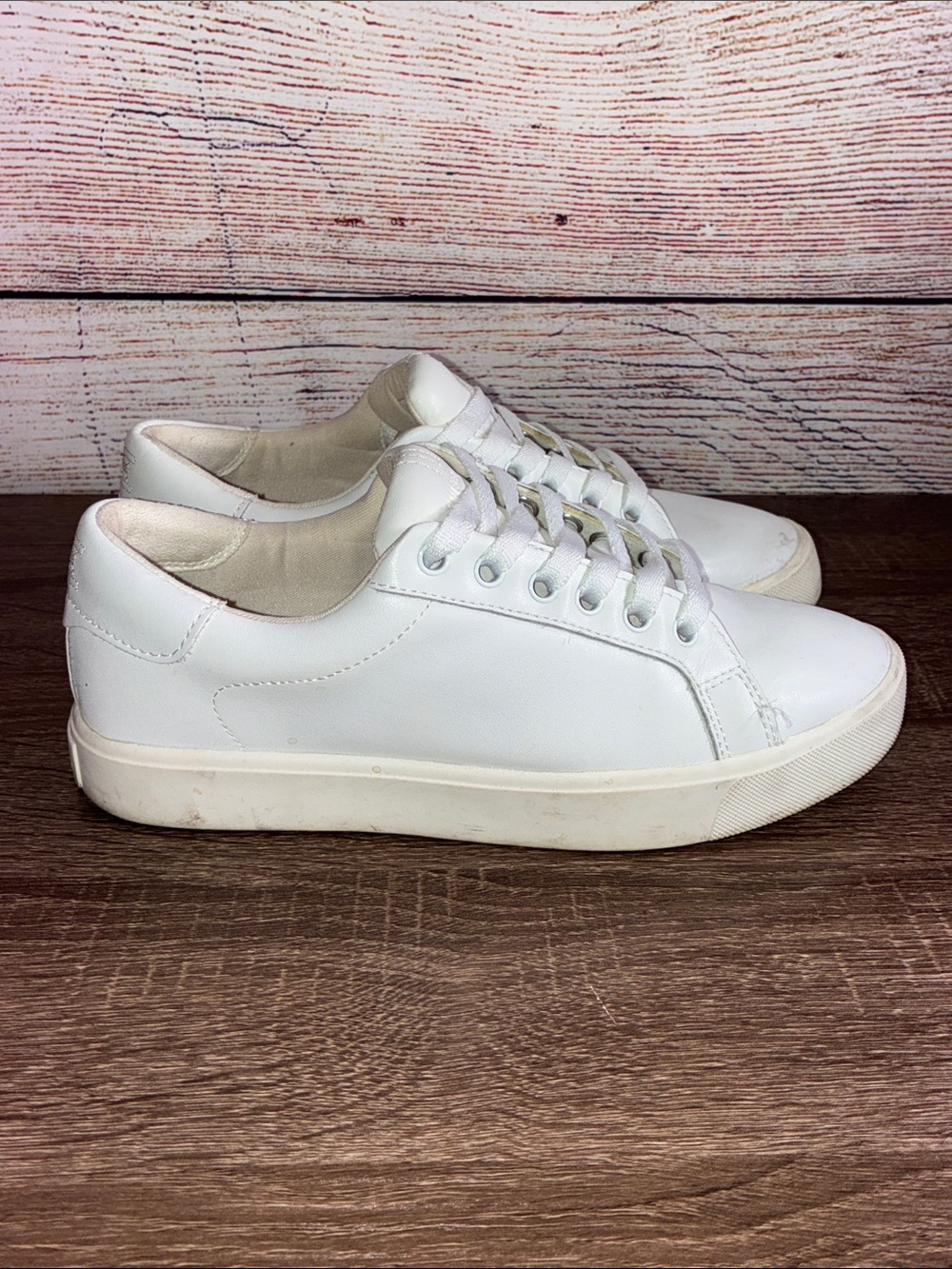 Pre Owned Sam Edelman Women's Ethyl Lace-Up Low-Top Sneakers Size 7